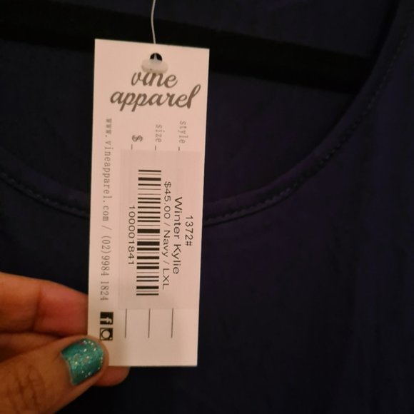 VINE APPAREL Womens Tops Navy Blue Size L/XL Relaxed Fit Asymmeyrical Blouse - Picture 4 of 7